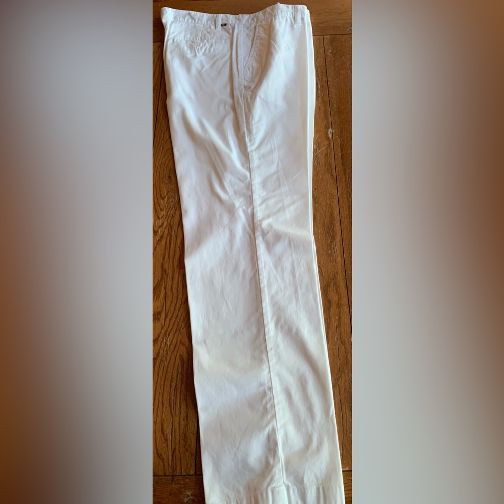 Men’s white pant size 34x32 in excellent condition